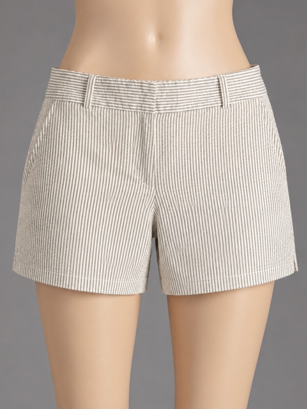 LOFT Outlet Gray White Stripped Shorts 6" sz 6